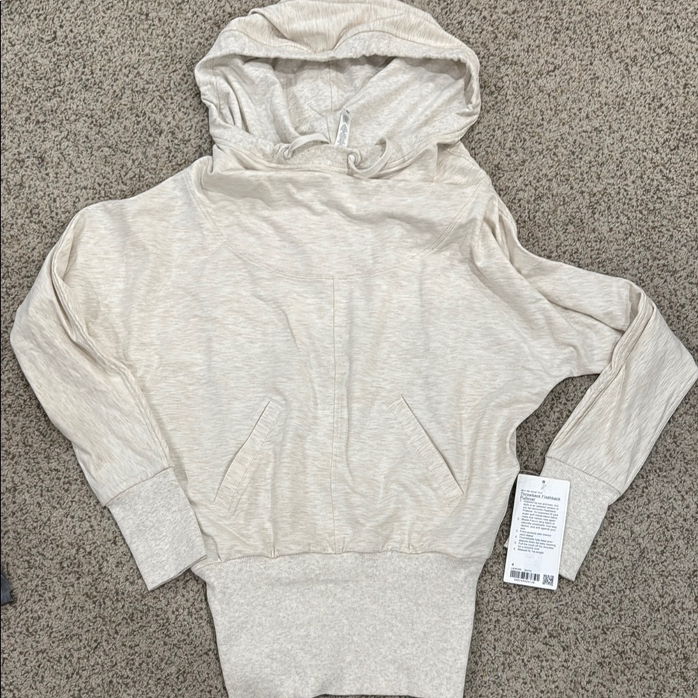 Lululemon Throwback Flaskback Pullover new version Size 4